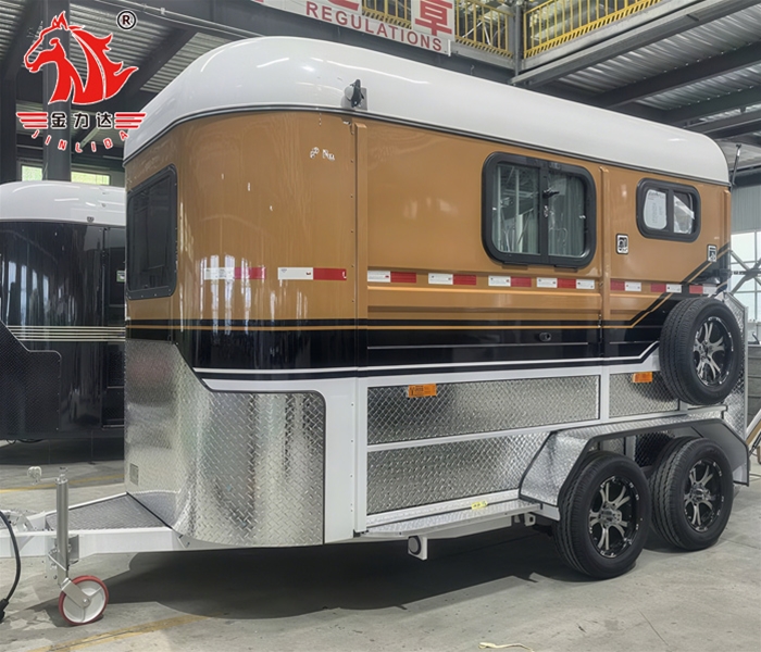 德州拖挂运马车